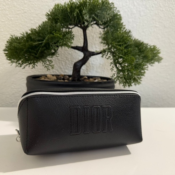 Dior Black Toiletry Bag for Men - Picture 1 of 3